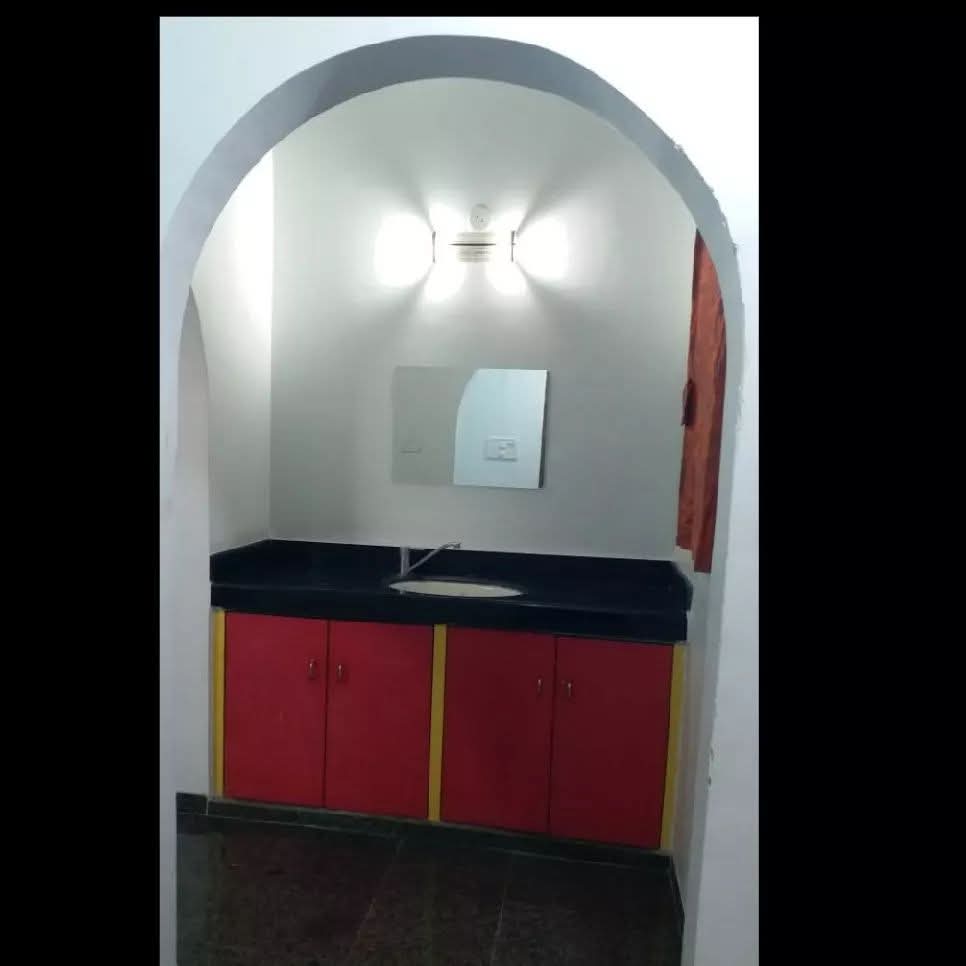 Gallery Image 78